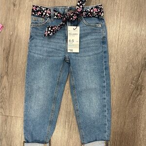 Relaxed Fit Blue Jeans with Floral Belt